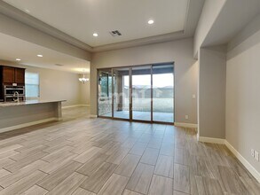 18251 W Thunderhill Pl in Goodyear, AZ - Foto de edificio - Building Photo