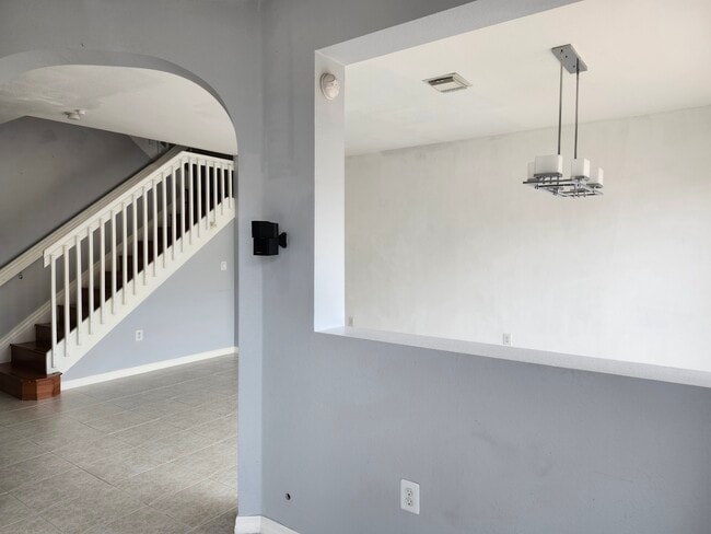 24862 SW 107th Ave in Homestead, FL - Foto de edificio - Building Photo