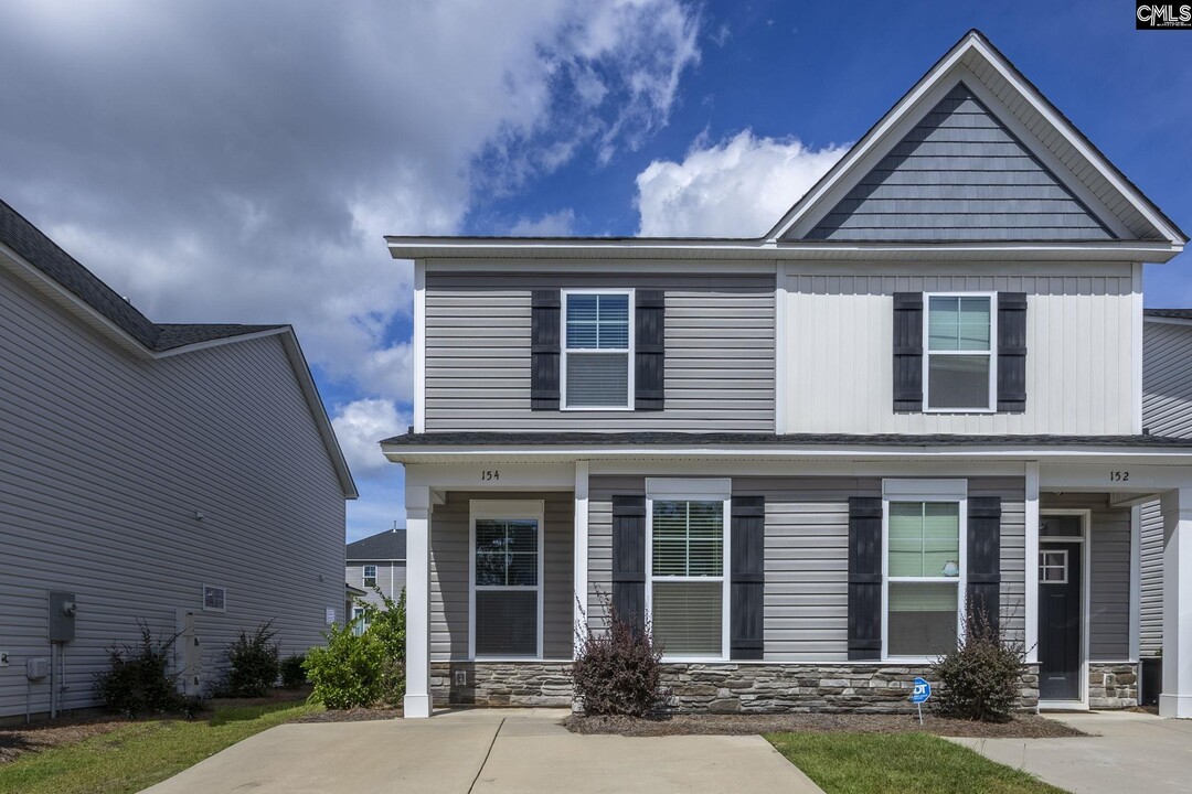 154 Silver Run Pl in West Columbia, SC - Building Photo