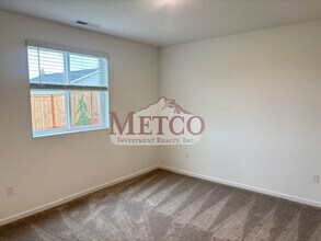 25229 Todd Way in Veneta, OR - Building Photo - Building Photo