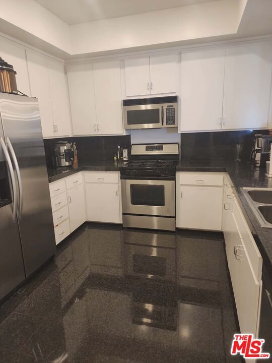 964 Hancock Ave in West Hollywood, CA - Building Photo - Building Photo