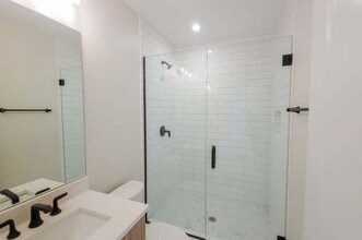 2234 N Bissell St in Chicago, IL - Foto de edificio - Building Photo