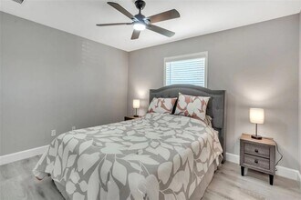 6193 Cabal Ln in Port Charlotte, FL - Building Photo - Building Photo