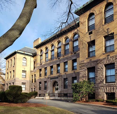 The Coolidge Apartments in Melrose, MA - Foto de edificio