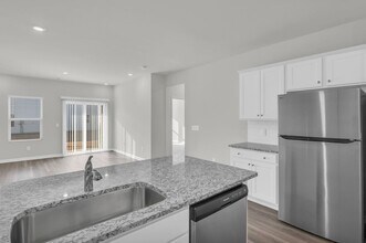 246 Arnette Dr in Ocean Isle Beach, NC - Foto de edificio - Building Photo