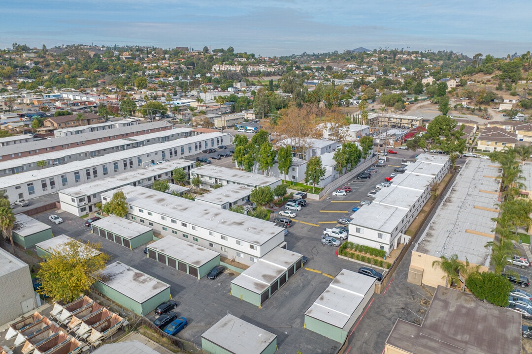 Valle at 9209 Kenwood in Spring Valley, CA - Building Photo