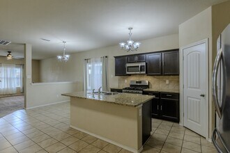 5157 Grayson Ridge Dr in Fort Worth, TX - Building Photo - Building Photo