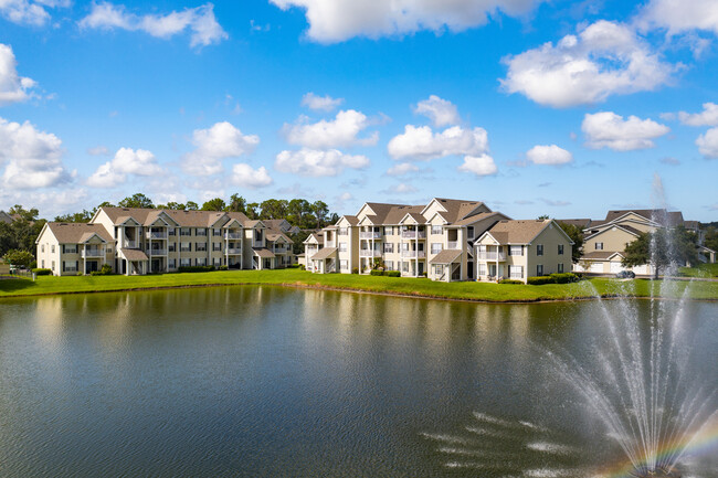 Village at Lake  Highland in Lakeland, FL - Building Photo - Building Photo