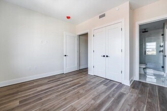 237 Washington St in Hoboken, NJ - Building Photo - Building Photo