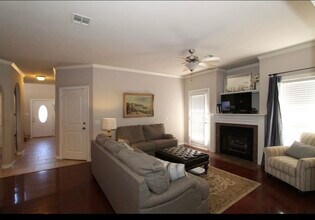 11220 S Cedar St in Jenks, OK - Building Photo - Building Photo