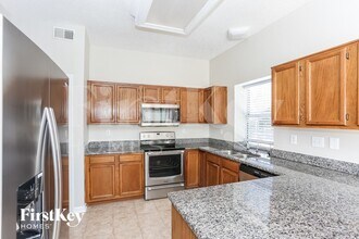 6010 Elm Cove Ln in Charlotte, NC - Building Photo - Building Photo