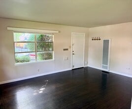 2629 U St, Unit A in Sacramento, CA - Building Photo - Building Photo