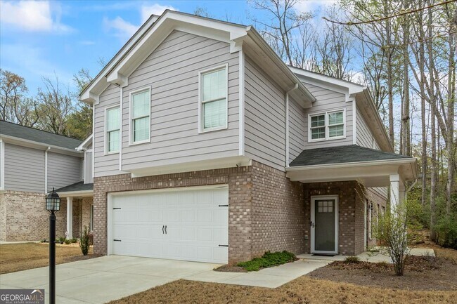 property at 212 Huntington Shoals Dr
