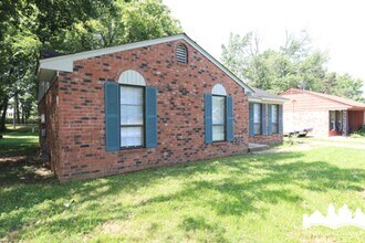 11853 Dr Logan Rd in Arlington, TN - Building Photo - Building Photo