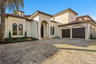 3283 NE 171 St in North Miami Beach, FL - Building Photo - Building Photo