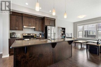 510 Panatella Walk NW in Calgary, AB - Building Photo - Building Photo