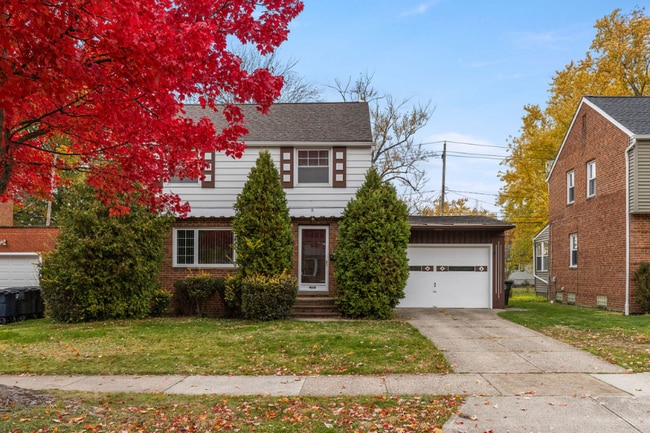 4831 Edsal Dr in Lyndhurst, OH - Foto de edificio - Building Photo