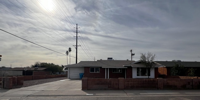 3701 W Keim Dr in Phoenix, AZ - Building Photo - Building Photo