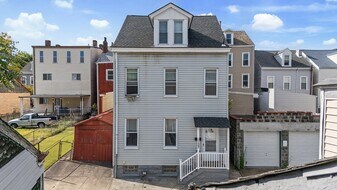 1123 Brabec St in Pittsburgh, PA - Building Photo