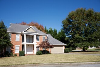 1998 Bridle Path Ct in Dunwoody, GA - Building Photo - Building Photo
