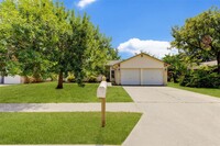 4707 Rivertree Ln in Spring, TX - Building Photo - Building Photo