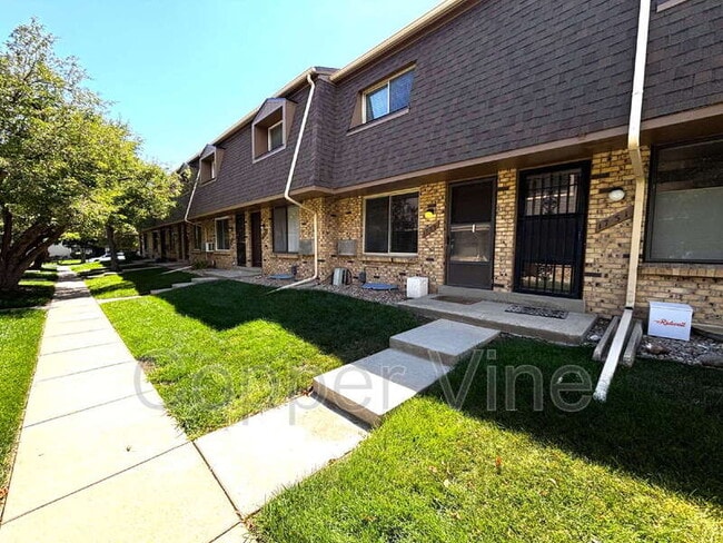 1729 Quail St in Lakewood, CO - Building Photo - Building Photo