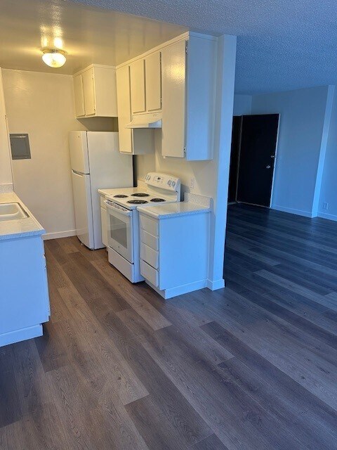 2680 S Barrington Ave, Unit 101 in Los Angeles, CA - Building Photo