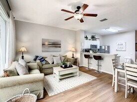 2314 Silver Palm Dr in Kissimmee, FL - Building Photo