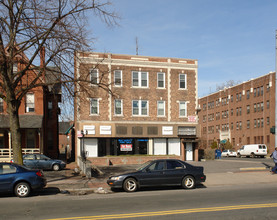 264 Farmington Ave in Hartford, CT - Building Photo - Building Photo