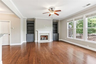500 Twinrose Way in Milton, GA - Foto de edificio - Building Photo