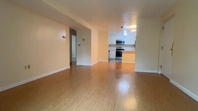 354 Neponset St in Canton, MA - Building Photo - Building Photo