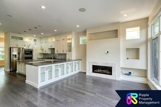 11 Hendon Dr in Calgary, AB - Building Photo - Building Photo