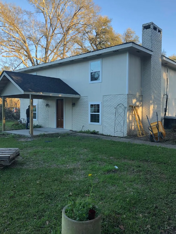 property at 307 Oak Coulee Dr