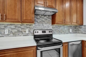 6103 Grant St in Hollywood, FL - Building Photo - Building Photo