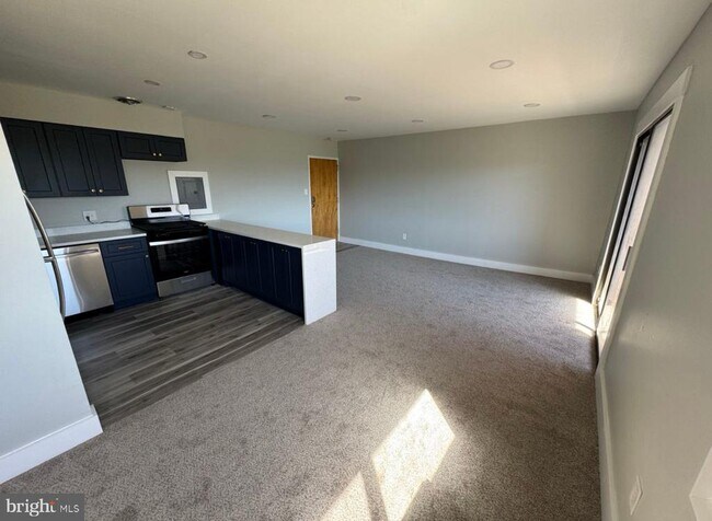 1521 S George Mason Dr in Arlington, VA - Building Photo - Building Photo
