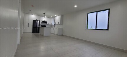 800 Jann Ave in Opa Locka, FL - Building Photo - Building Photo