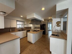 44 Whisper Ln in Spring, TX - Building Photo - Building Photo