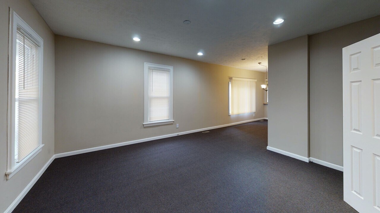 356 Arch St-Unit -356 in Meadville, PA - Building Photo