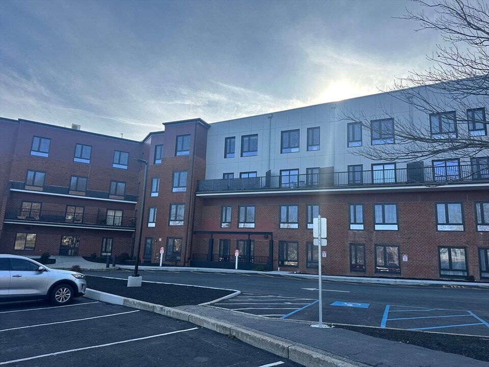 133 Salem St in Revere, MA - Foto de edificio