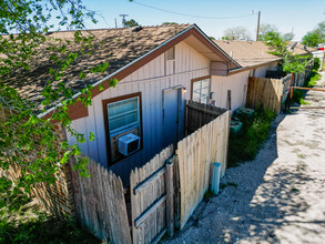 Highland Apartments in Hobbs, NM - Building Photo - Building Photo