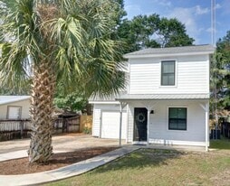 299 Anchors Pl in Niceville, FL - Building Photo