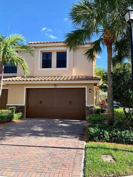 128 Riverwalk Cir