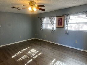 2016 Vine St in Leesburg, FL - Building Photo - Building Photo