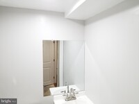 2046 Harman Ave - 32