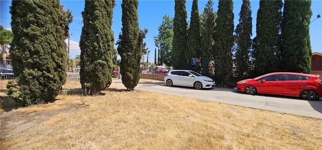 7888 N Maple Ave in Fontana, CA - Building Photo - Building Photo