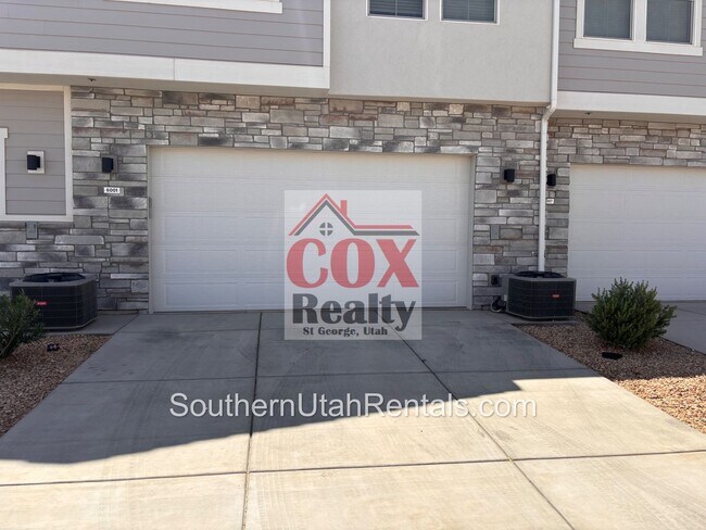 6001 S Carnelian Pkwy in Saint George, UT - Building Photo - Building Photo