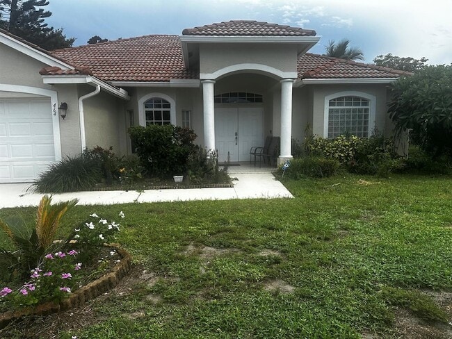 property at 464 SW Balfour Ave