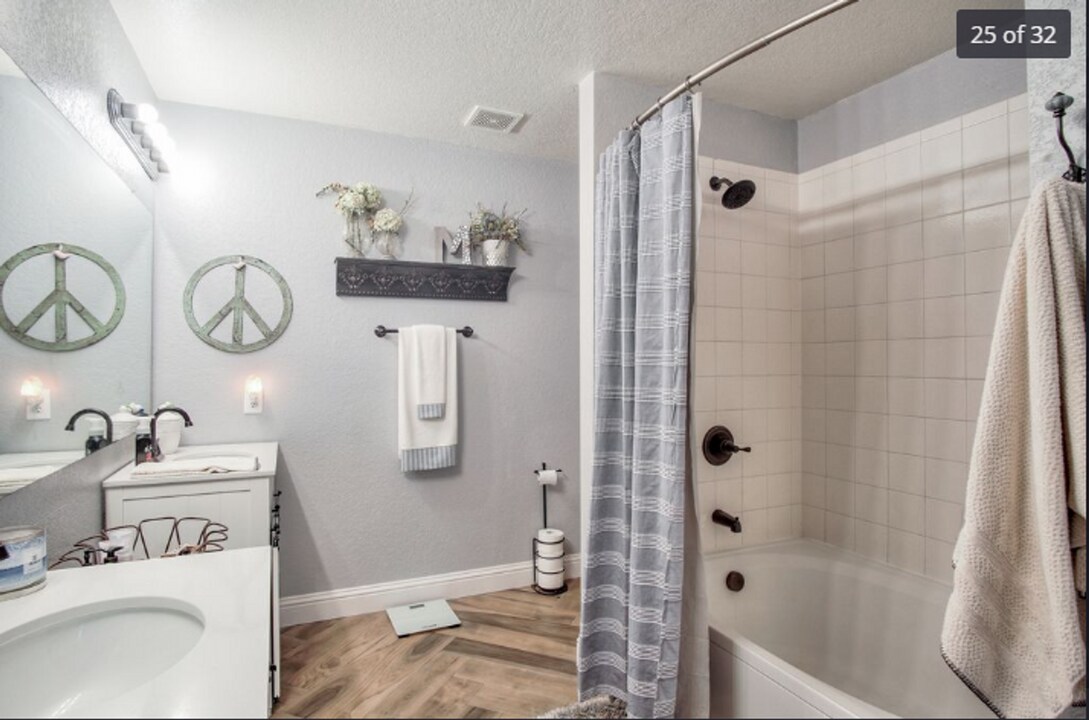 4627 Stallion Cove in San Antonio, TX - Building Photo