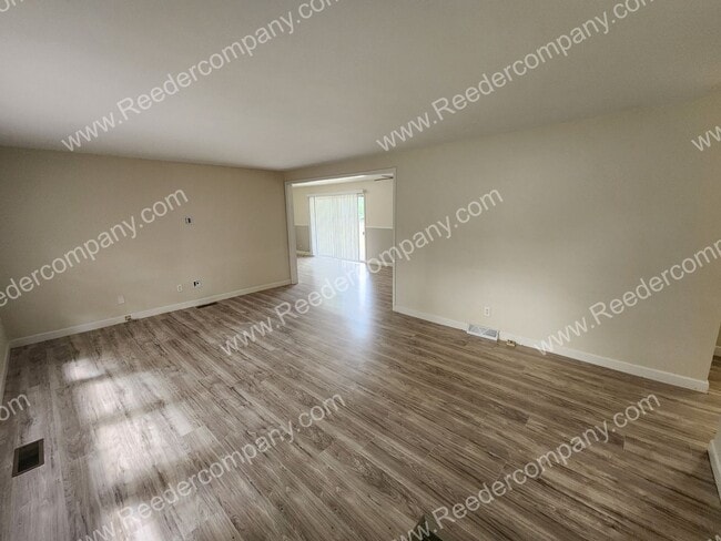 5800 Taney Pl in Merrillville, IN - Building Photo - Building Photo