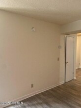 1005 B's Barbeque Rd in Greenville, NC - Building Photo - Building Photo
